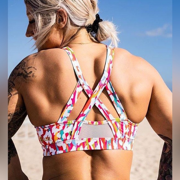 Chestee Sports Bra - Picture 7 of 8